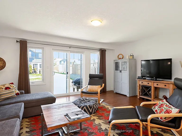 49 Silver Glen Blvd — Photo 10