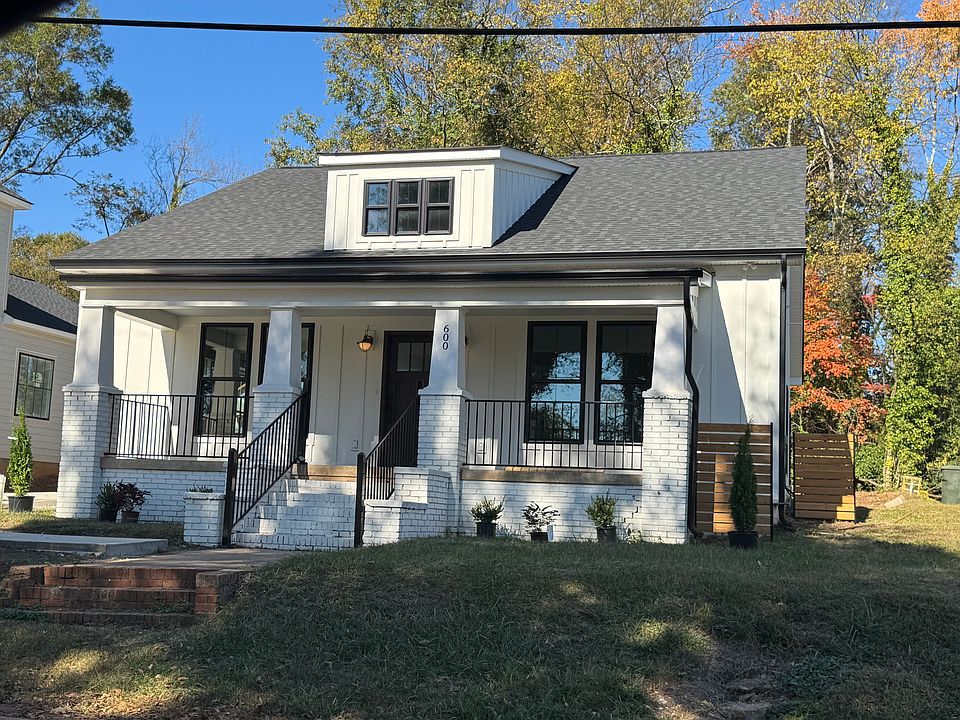 Brand new build in downtown Greenville. Stunning one level single family home with a private wooded back yard. Loaded with designer amenities and only 2 blocks from Main Street. .6 mile from Fluor Field, .7 mile to Bon Secours & 1.8 to Prisma GVL