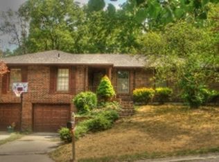 4104 Defoe Dr, Columbia, MO 65203