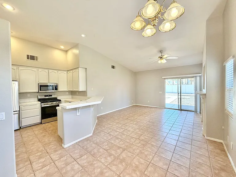 27071 School Park Dr — Photo 7