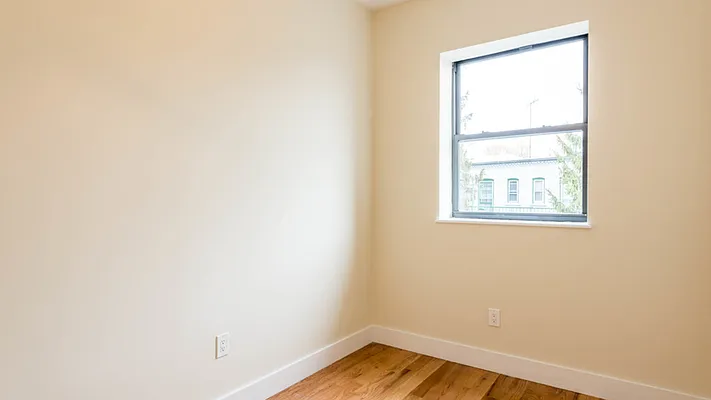 Rented by Nooklyn NYC LLC | media 37
