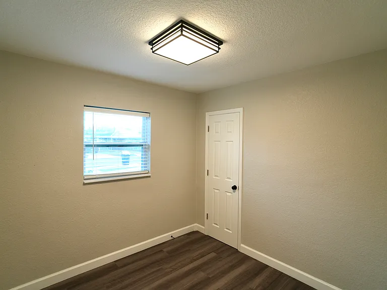 885 Ruby Ave #885 — Photo 14