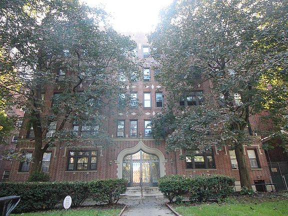 5th image of 47 Duncan Ave APT 5