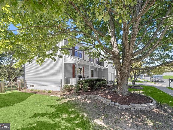 4th image of 18571 Cape Jasmine Way