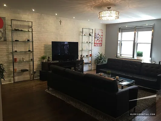 Rented by Highline Residential | media 16
