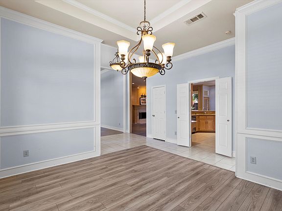 4th image of 2816 Corby Dr