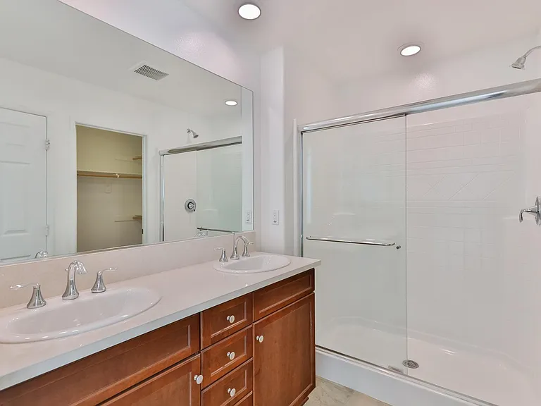 2710 Sparta Rd #3 — Photo 31