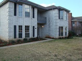 603 Hilltop Ct, Kennedale, TX 76060