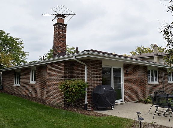 2nd image of 16512 Ironwood Dr