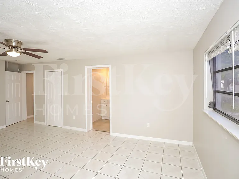 3751 NW 170th St — Photo 7