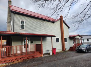 1701 Wall St, Saxton, PA