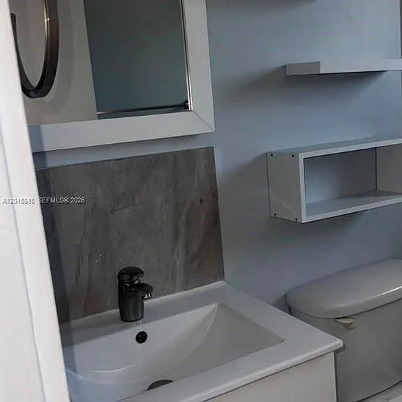 145 SW 30th Ct #209B — Photo 17