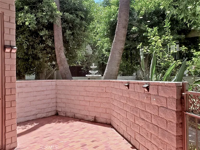 5345 White Oak Ave #G — Photo 21