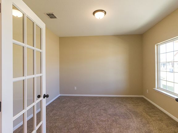 5th image of 123 Lost Maples Way