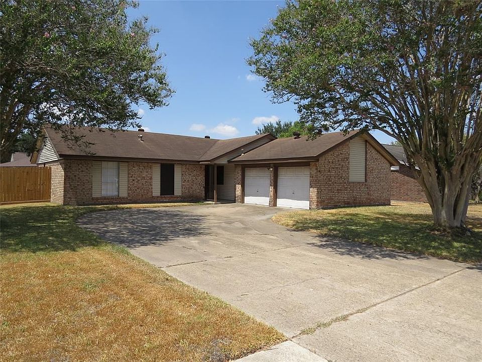 1st image of 3214 Brookwood Ct