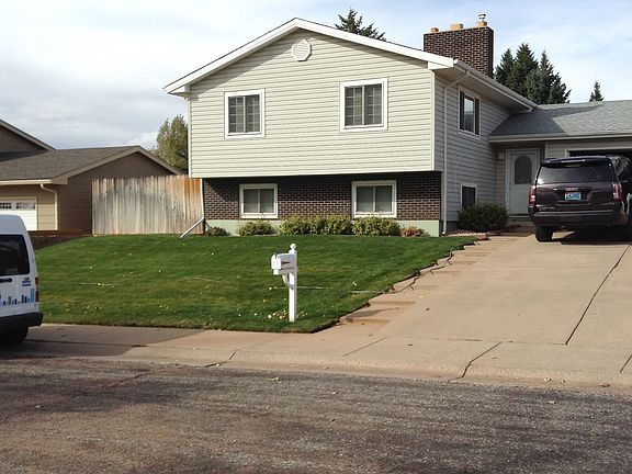 2nd image of 1701 Mitchell St