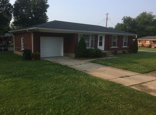 9120 Farnham Dr, Lyndon, KY 40242