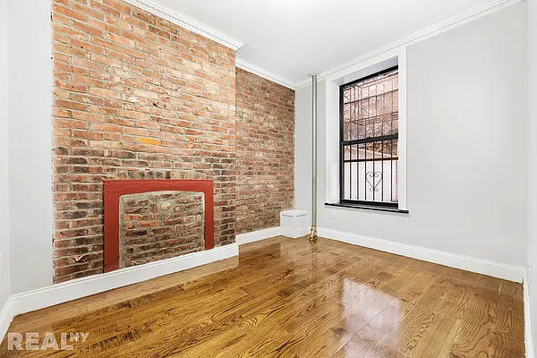 Rented by REAL New York | media 15