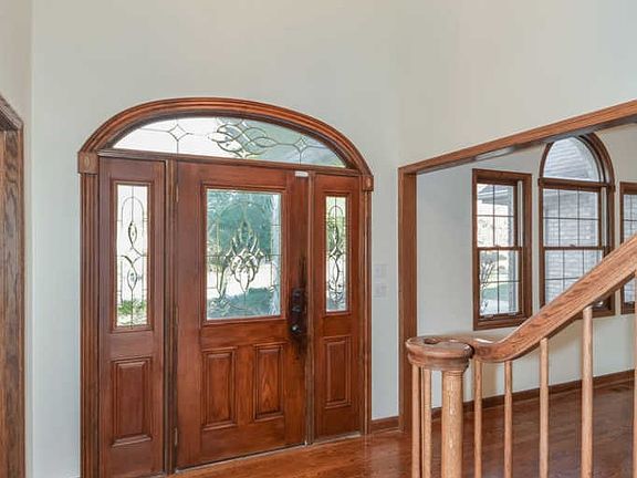 4th image of 8125 Pluskota Dr