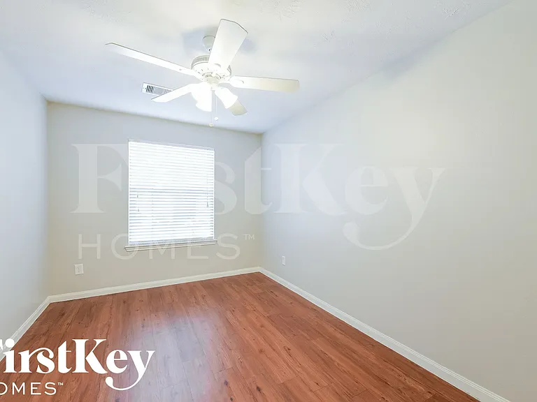 15411 Bammel Oaks Ct — Photo 9