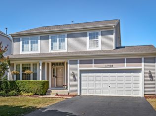 1746 Newbridge Cir, Elgin, IL 60123