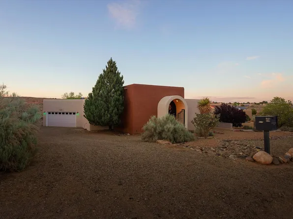 6115 La Paz Rd NE, Rio Rancho, NM 87144