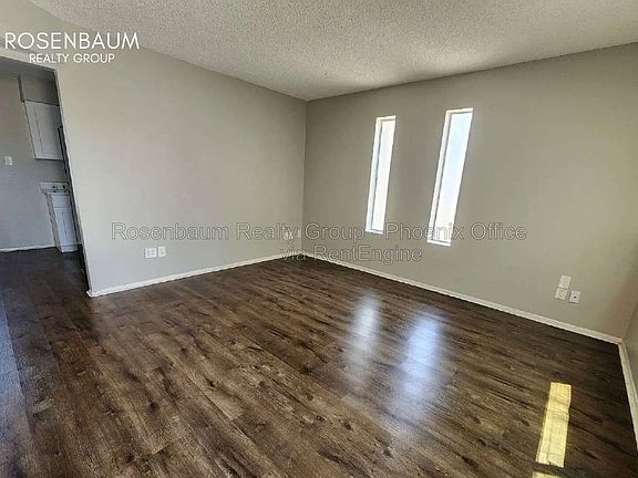 4th image of 1925 W Village Dr APT 3