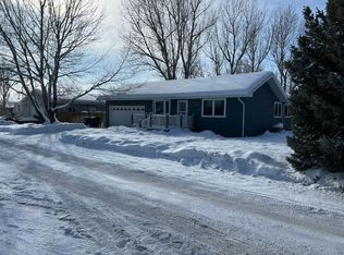 418 Spire Dr, Riverton, WY 82501