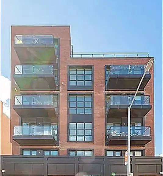 56 Box St #6A — Photo 10