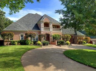 703 Sussex Ct, Southlake, TX 76092