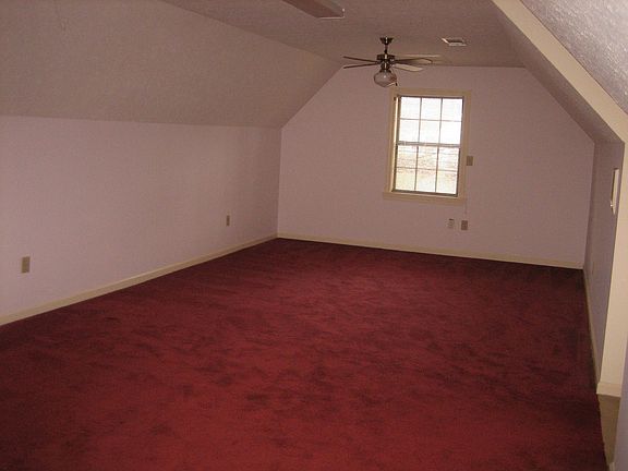 HUGE Bonus Room upstairs