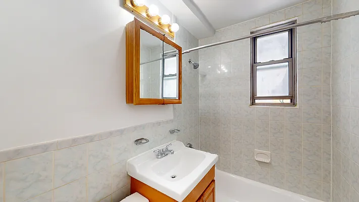 Rented by Bond New York | media 2