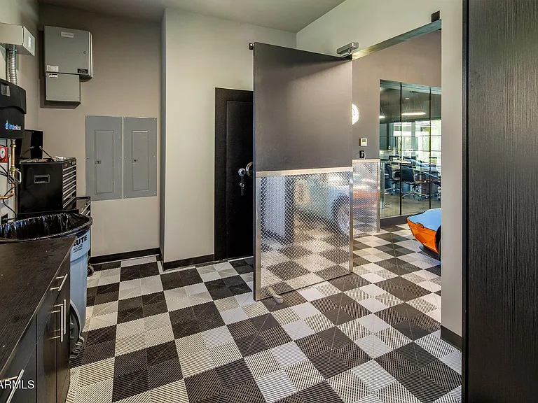 10110 E Siesta Ln — Photo 53