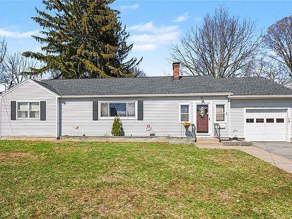 2nd image of 247 W Ivy St