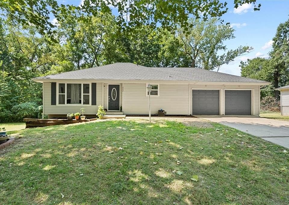 1st image of 602 N 62nd Pl