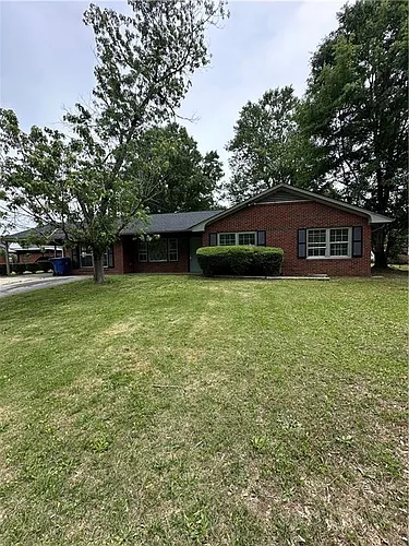 393 Old Acworth Rd Photo 1