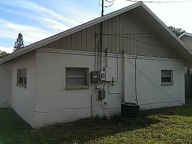2nd image of 1928 14th Ave S