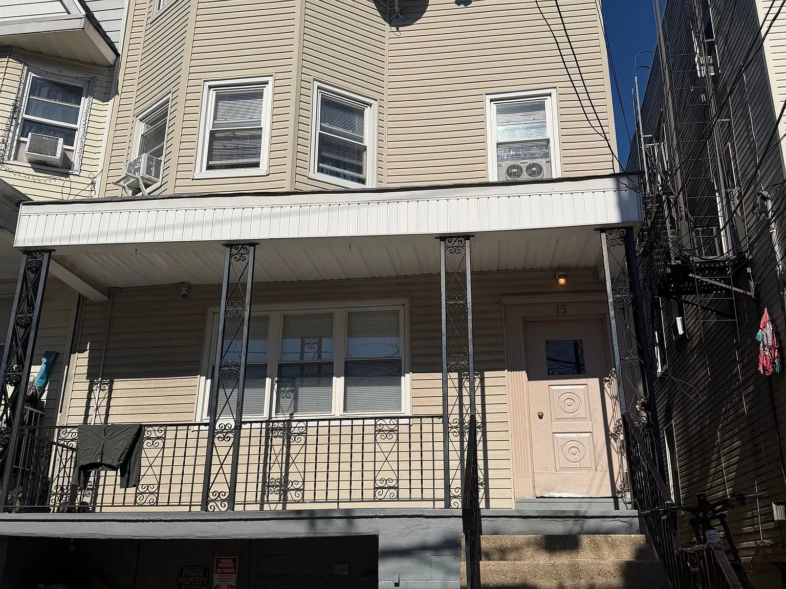 1 bed, 1.0 bath, $1,550 — Photo 1