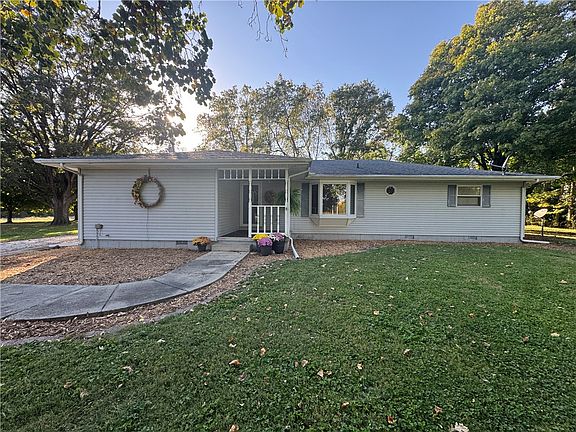 2nd image of 22527 N 1325th St