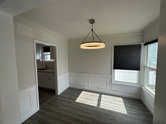 2nd image of 10809 Garfield Ave #10809