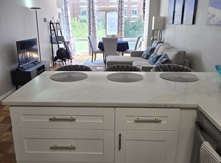 730 24th St NW #306, Washington, DC 20037