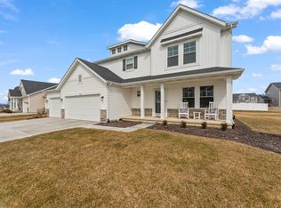 3854 Wild Grove Way, Valparaiso, IN 46385