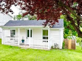 612 C St, Staunton, VA 24401