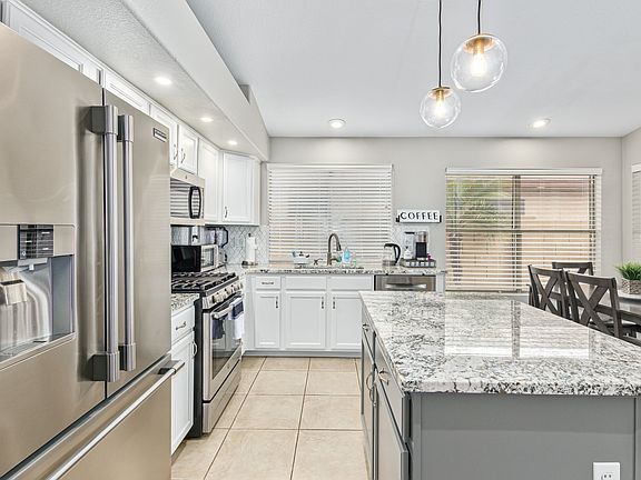 5th image of 4509 E Lone Cactus Dr