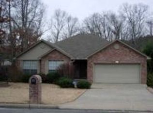 22 Brennan Ln, Little Rock, AR 72227