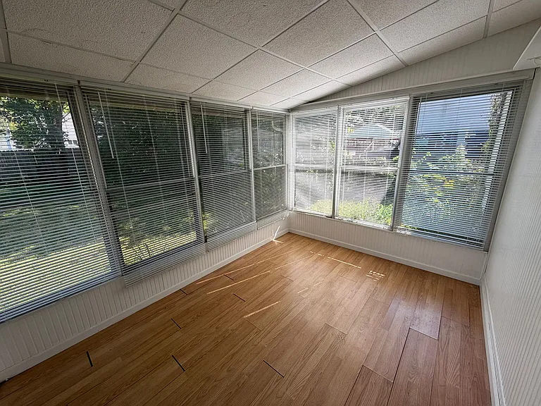 310 Pasadena Blvd — Photo 10
