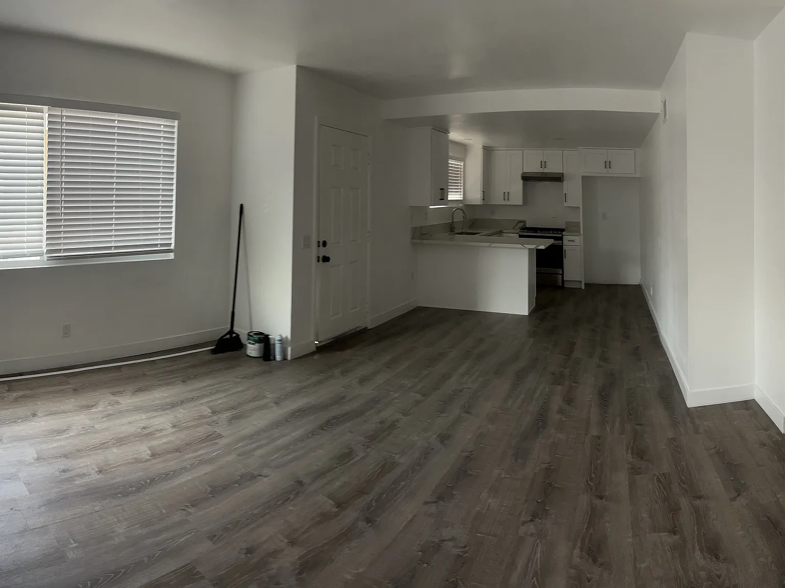 706 Shalimar Dr — Photo 4