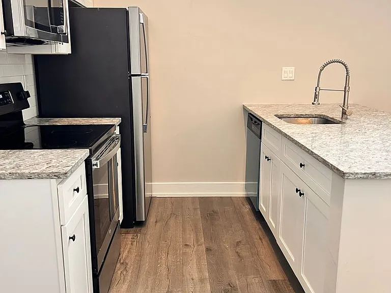 4627 E Thompson St #2 — Photo 17