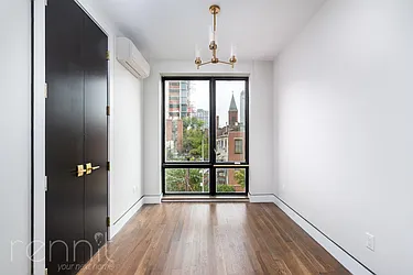 Rented by Rennit Inc.