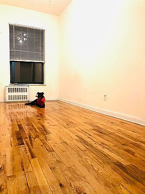 3rd image of 36 W 83rd St #4R